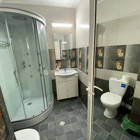 Fifi Pensión Costinesti